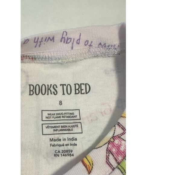Book to Bed Girl 8 PJ Set How to Babysit Grandma Print Soft Comfy Soft Sleepwear - Picture 4 of 10